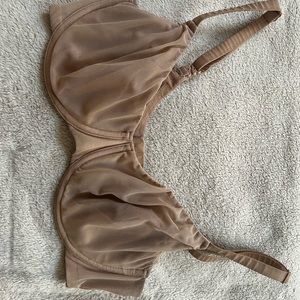 Skims bra